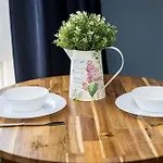 Kauko Apartment, Takas I Jura, Sildomas Baseinas アパート