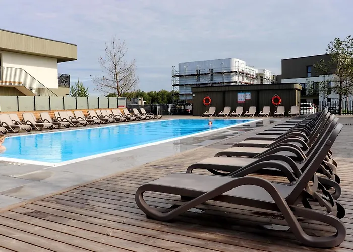 公寓 Kauko Apartment, Takas I Jura, Sildomas Baseinas 帕兰加