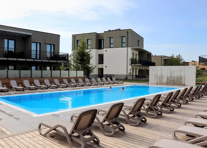 Kauko Apartment, Takas I Jura, Sildomas Baseinas דירה פלאנגה